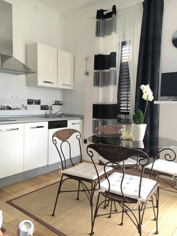 Ana Apartment Pula Zewnętrze zdjęcie